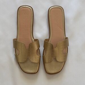 Lily Morgan gold sandals- Size 9